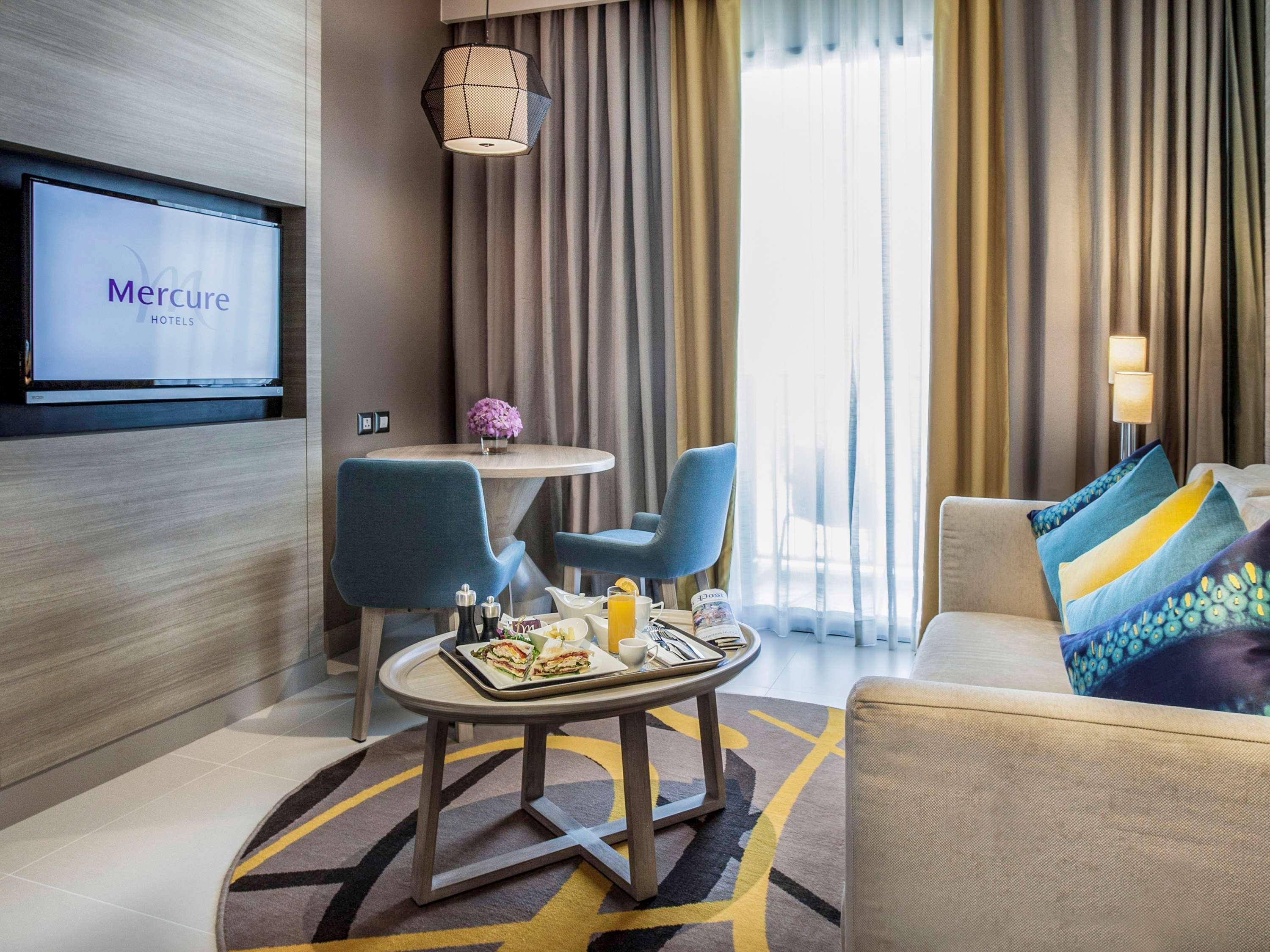 Mercure Pattaya Ocean Resort Exterior photo