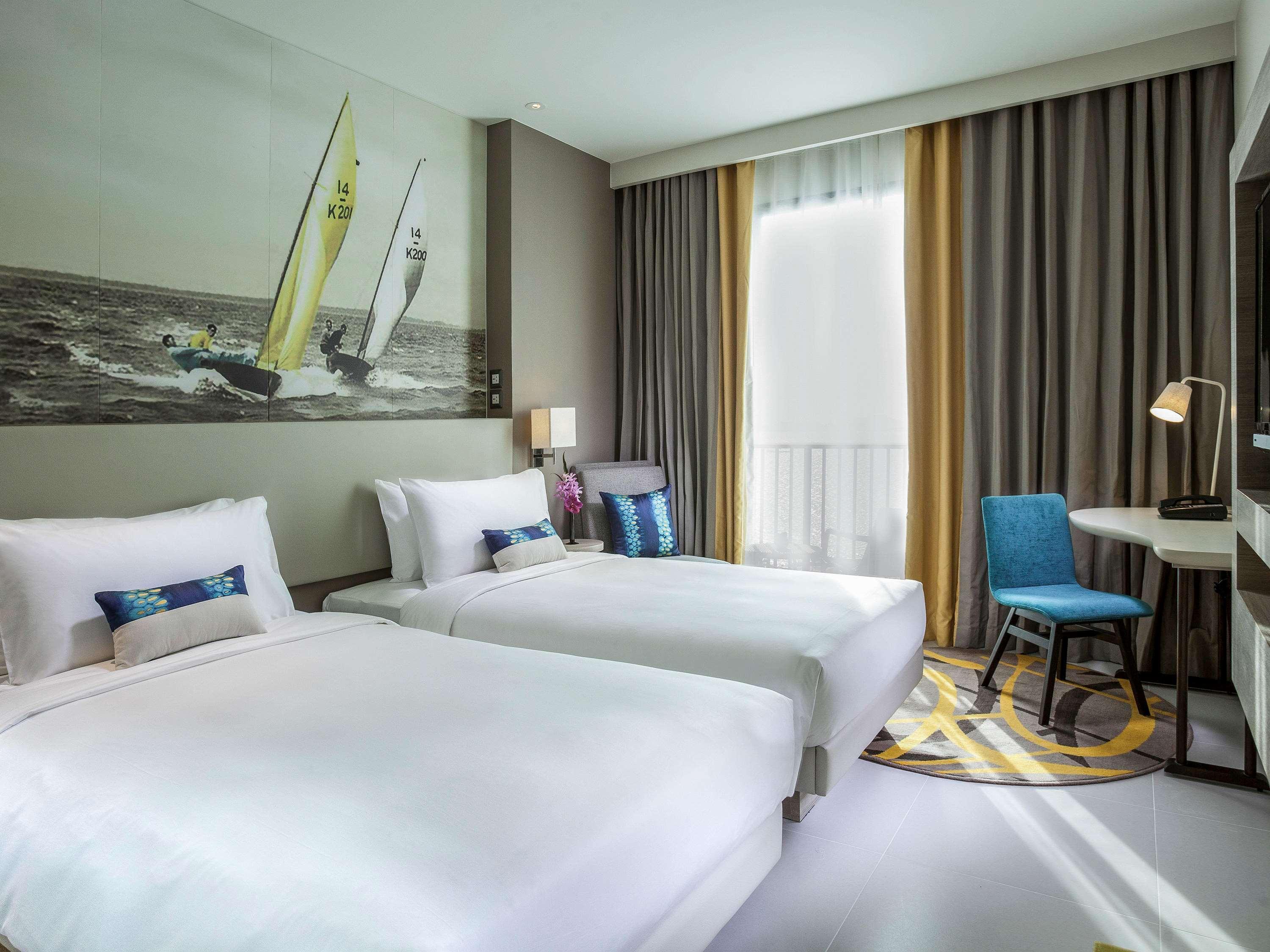 Mercure Pattaya Ocean Resort Exterior photo